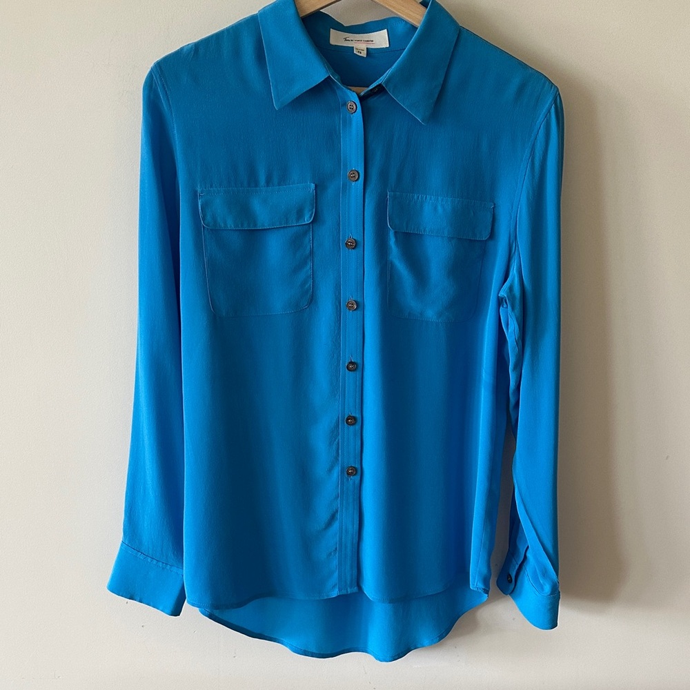 Two by Vince Camuto Vibrant Blue Button-Down Shirt